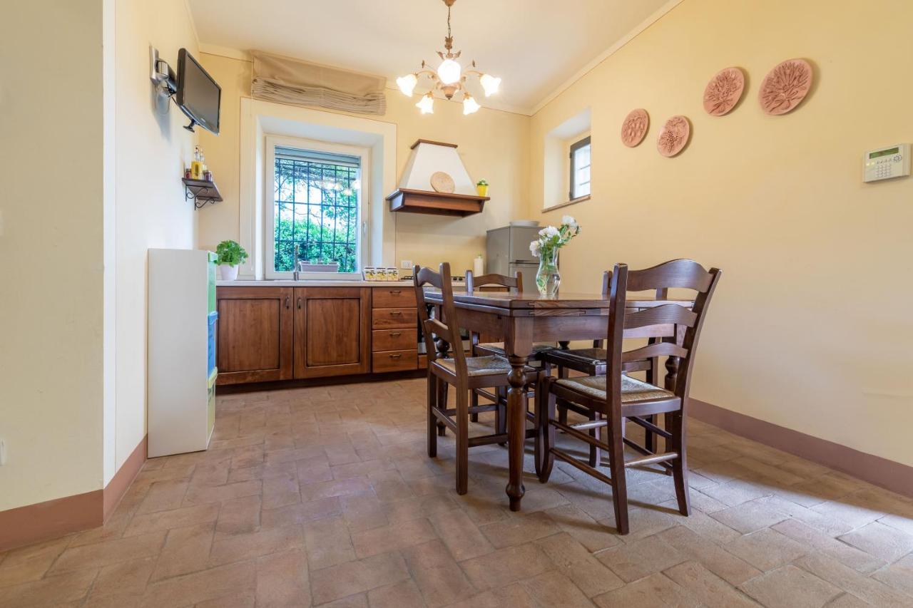 La Casa Medioevale Bed and Breakfast Lamporecchio Εξωτερικό φωτογραφία