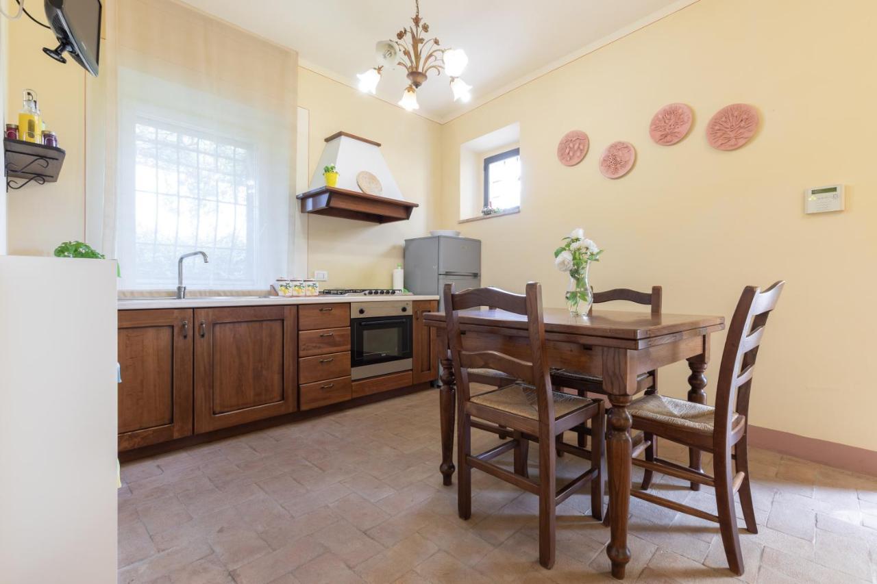 La Casa Medioevale Bed and Breakfast Lamporecchio Εξωτερικό φωτογραφία